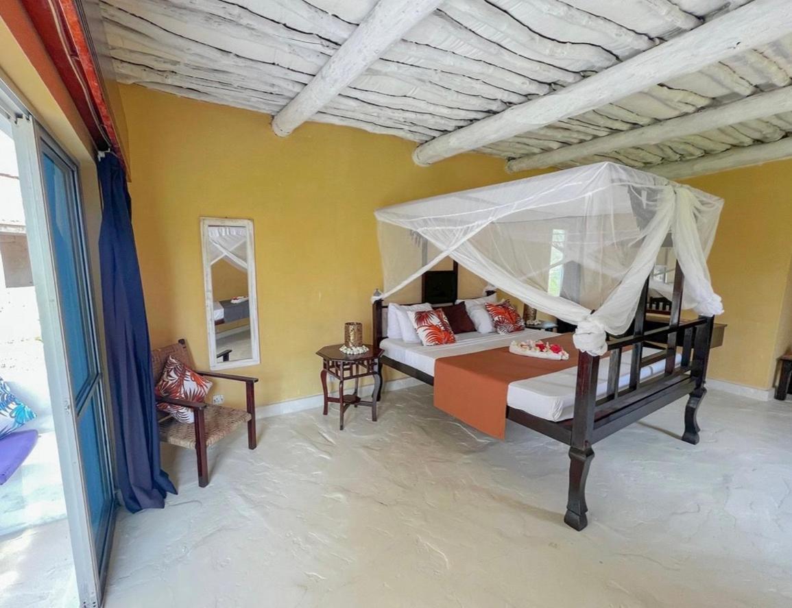 Barracuda Inn Resort Watamu Ngoại thất bức ảnh