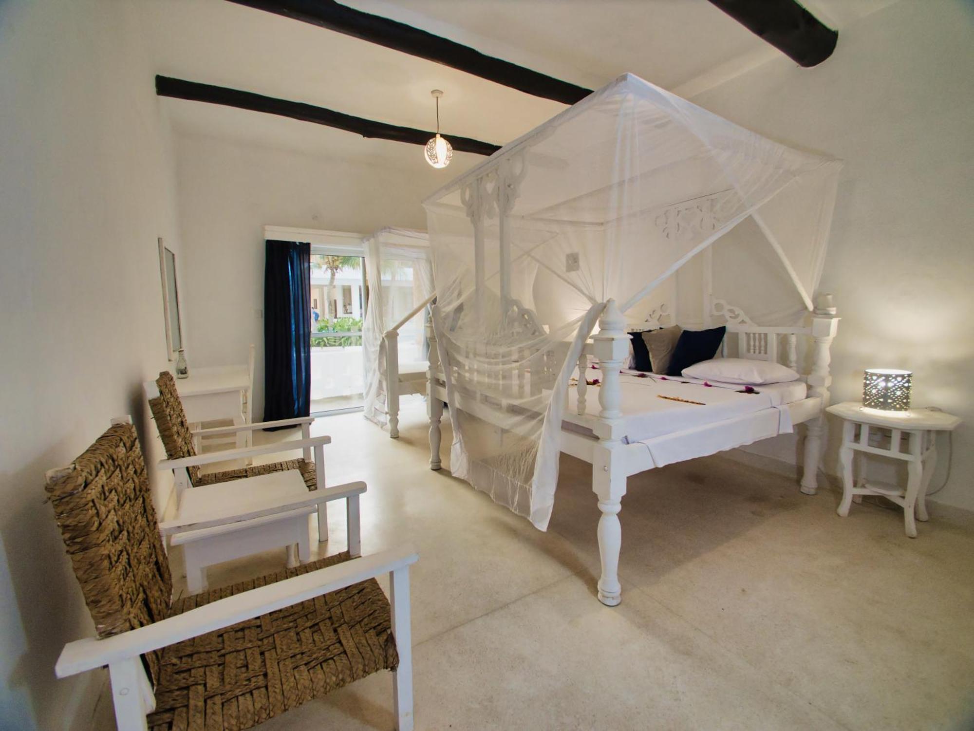 Barracuda Inn Resort Watamu Ngoại thất bức ảnh