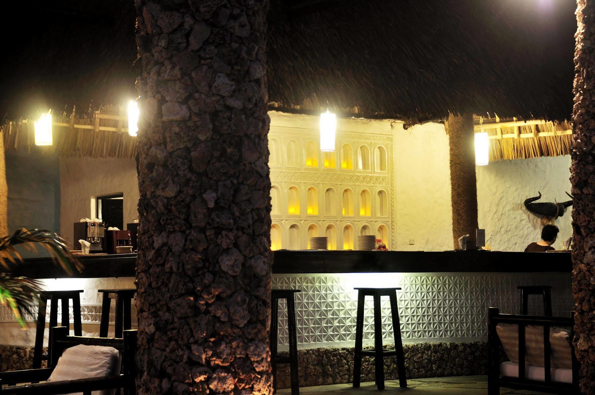 Barracuda Inn Resort Watamu Ngoại thất bức ảnh