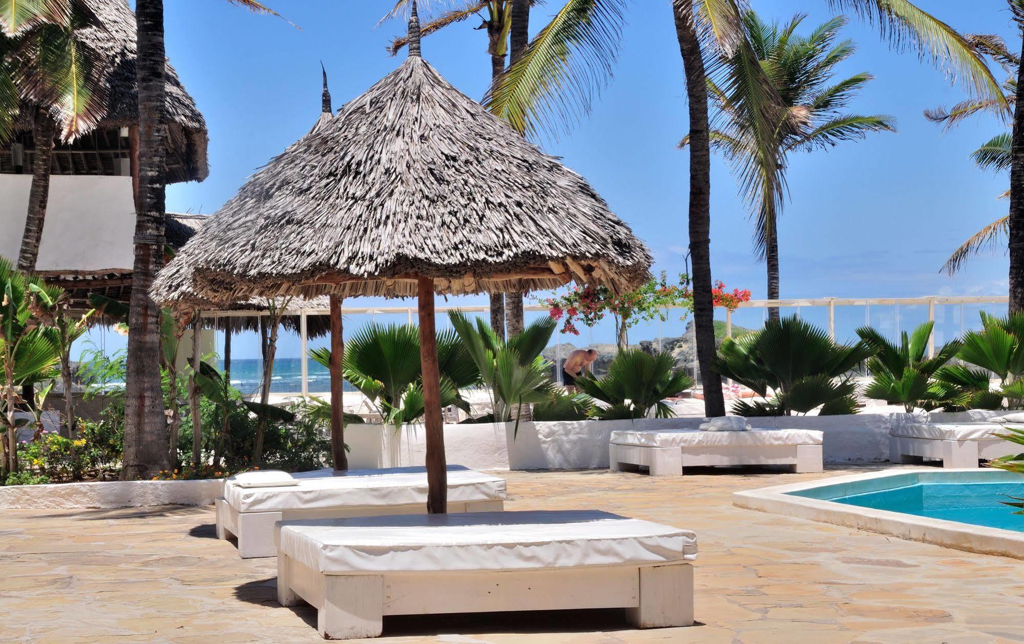 Barracuda Inn Resort Watamu Ngoại thất bức ảnh